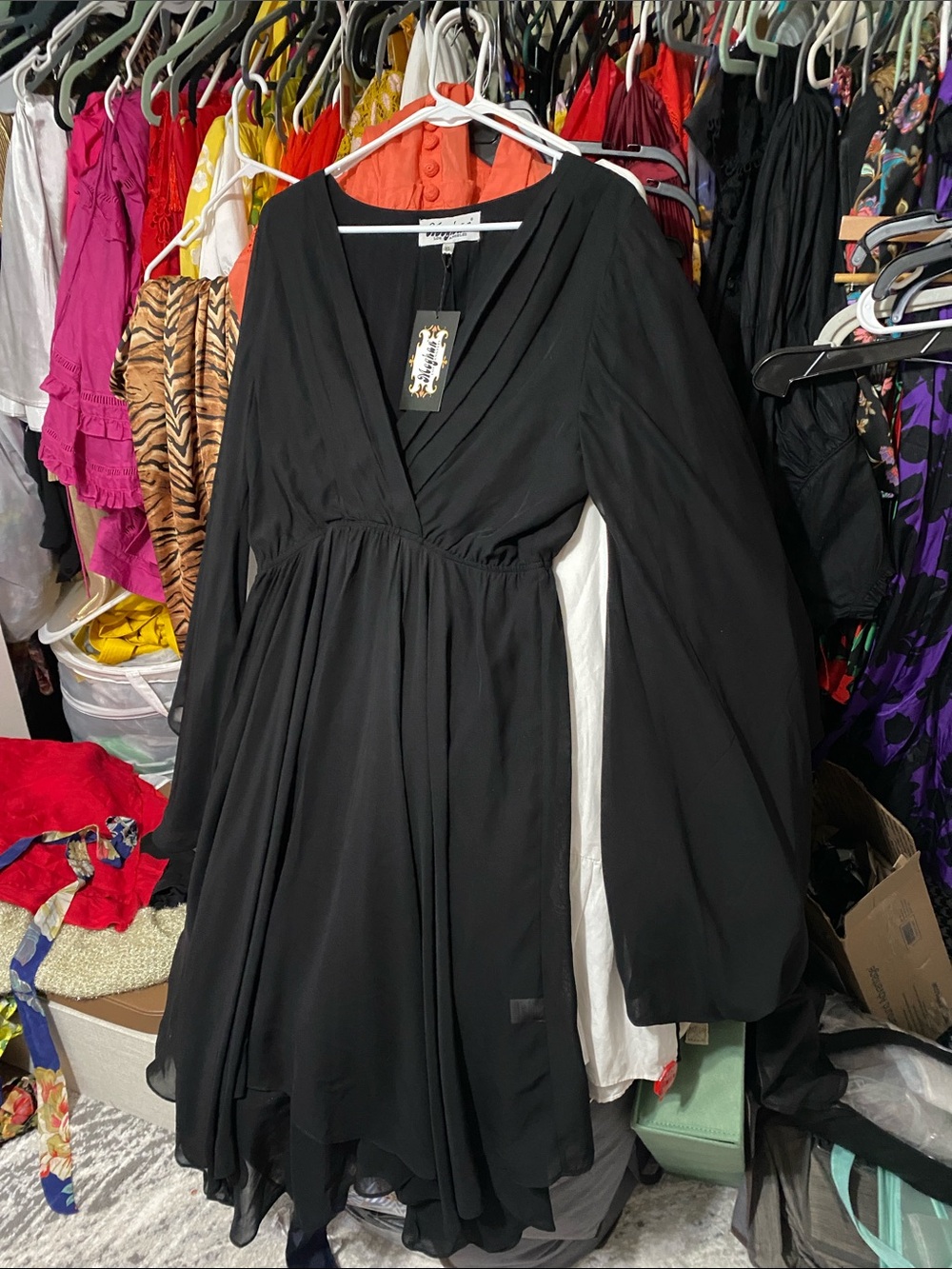Flowy Black V-Neck Long-Sleeve Mini Dress
